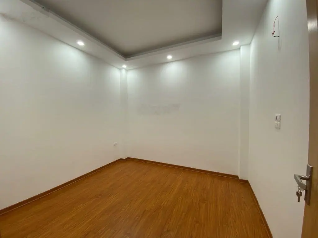 Bán nhà mặt phố view hồ tây vị trí trung tâm q.tây hồ kd dòng tiền ổn định giá rẻ cho nhà đầu tư
