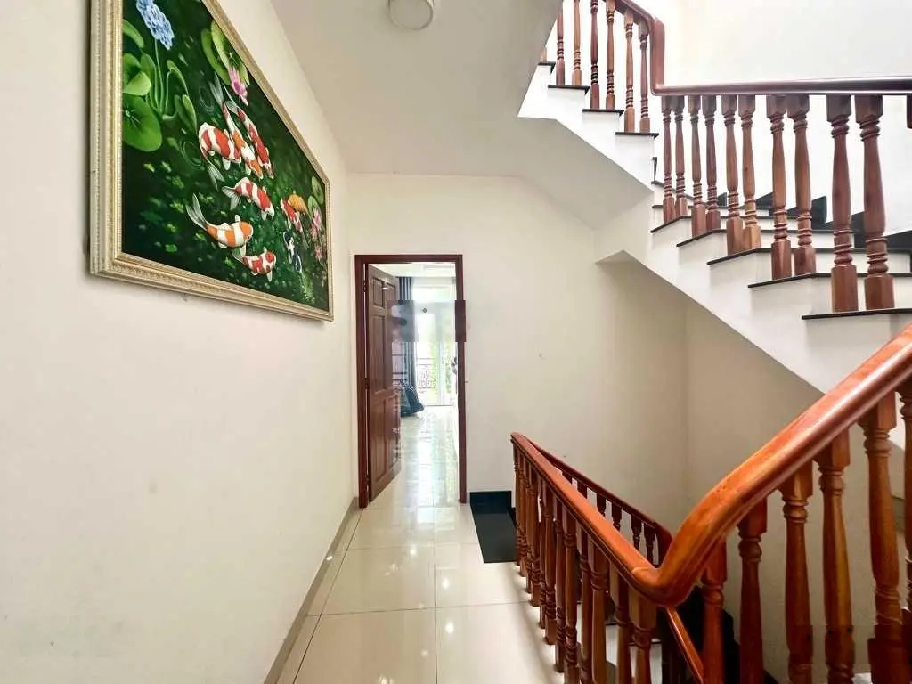 Bán nhà thủ đức, 5 x 14 cạnh KĐT Vạn Phúc City, 4 tầng, nhỉnh 8 tỷ.
