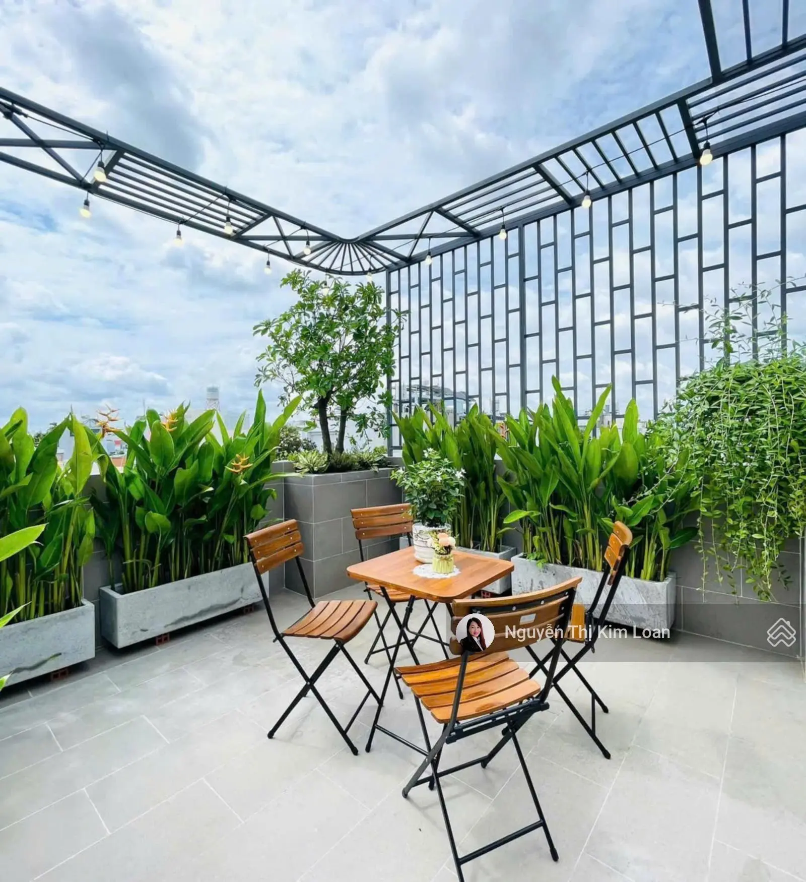 Bán nhà hẻm xe hơi - P.8 Gò Vấp - 5 tầng - 4m*11.5m - 4 phòng ngủ - gần công viên làng Hoa - 7.2 tỷ