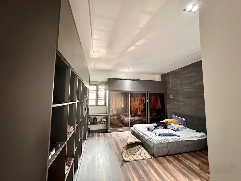 Nhà 4 tầng cạnh ngã tư Thủ Đức 91m2 hẻm xe hơi vi vu tiện ích bao trùm khu vực an ninh - sạch đẹp