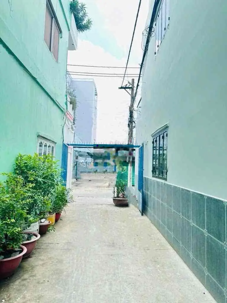 BÁN GẤP NHÀ TÂN PHÚ - TÔ HIỆU - HXH - 30m2 - MỚI ĐẸP - GIÁ ƯU ĐÃI TL