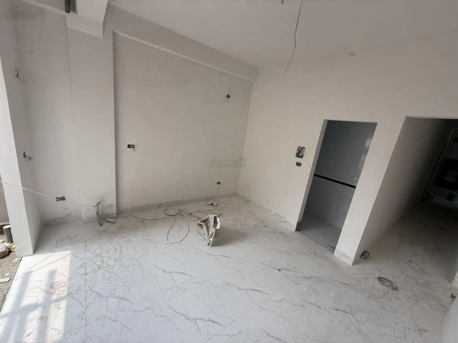 Bán nhà 133m2 Mỹ Đình 8 tầng, 42 phòng khép kín, chỉ hơn 30 tỷ, lợi nhuận 2 tỷ/ năm, ô tô đỗ cửa