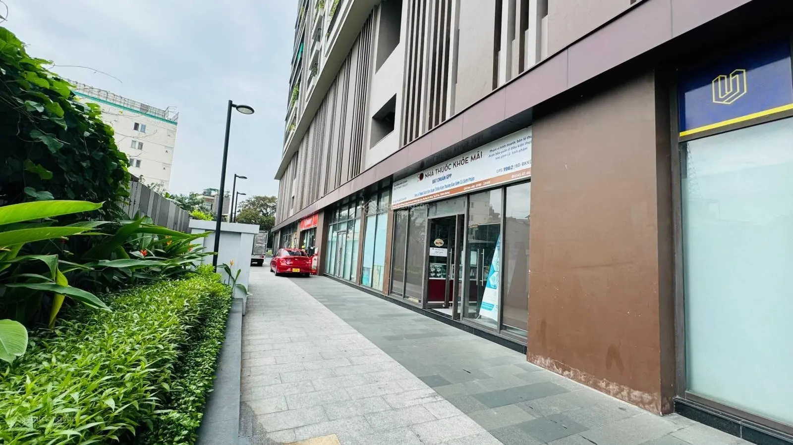 Chủ nhà cần tiền bán 2PN 75m2 2,5 tỷ tại Opal Boulevard. Sổ sẵn, công chứng liền. Trầm 0989 627 ***