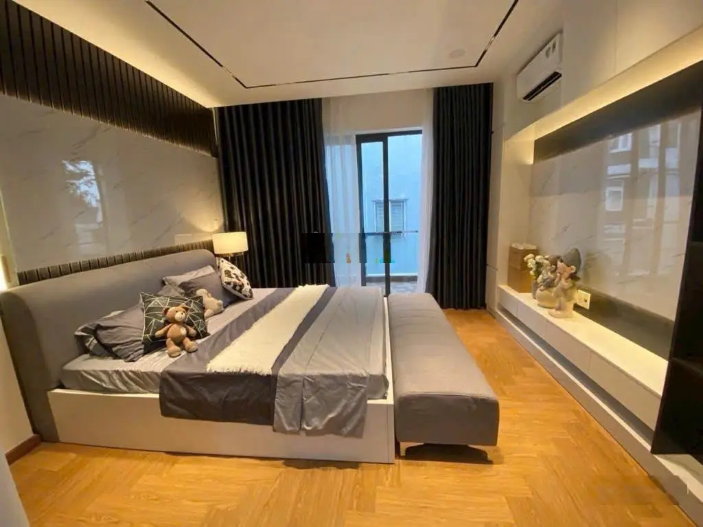 NHÀ ĐẸP LÊ QUANG ĐỊNH , BÌNH THẠNH ; DT 80M2( 7,9 *10,2) ,4 TẦNG , Ô TÔ VÀO NHÀ _ 12,3 TỶ TL