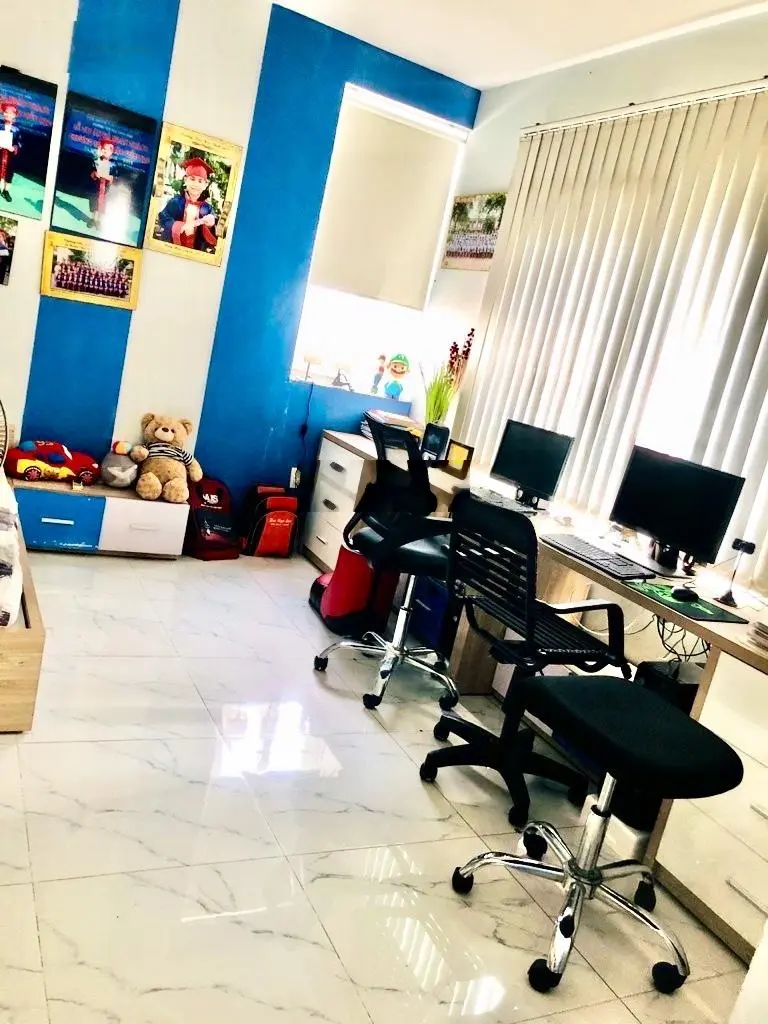 Chủ nhiệt giảm mạnh - siêu phẩm biệt 3 tầng - ngay Kha Vạn Cân - HXH - ngang hoành tráng 8m - 120m2