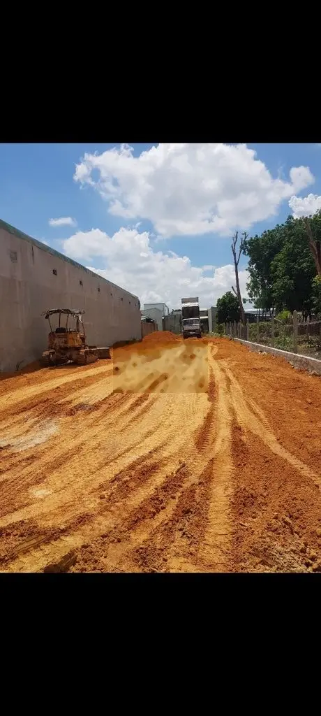 bán gấp 784m2 đất , nằm ngay khu vực chợ Hoàng Gia , sát ngay Đại Nam