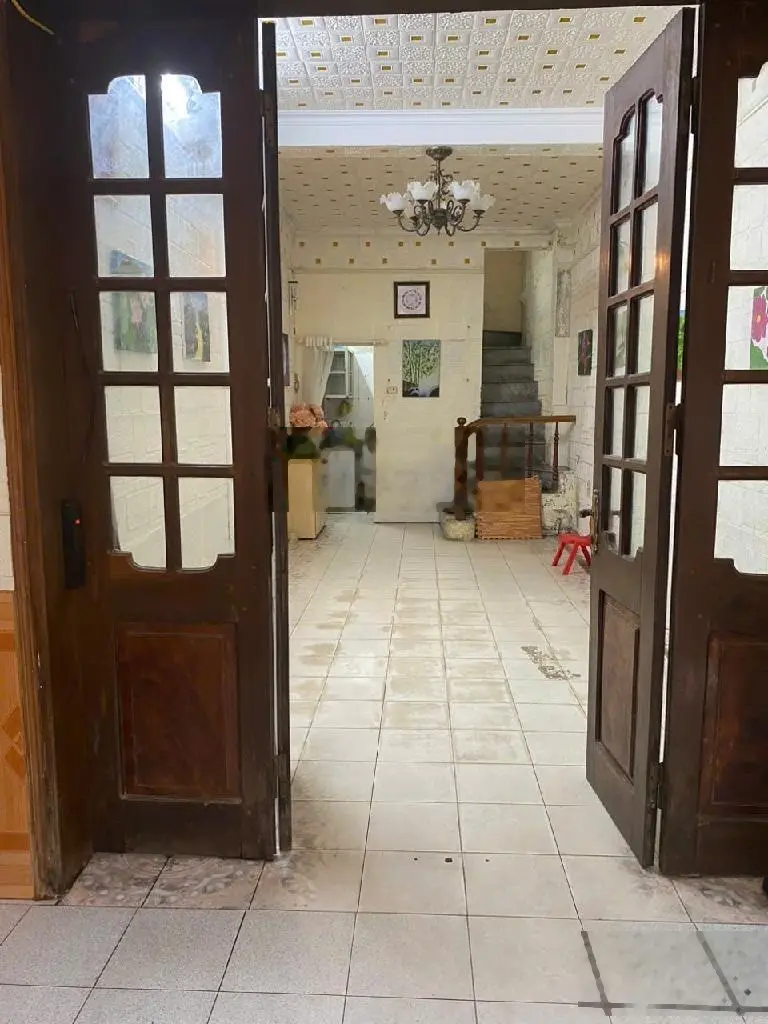 Bán nhà mặt ngõ Hoàng Hoa Thám - Ô tô đỗ - Mặt ngõ thông các ngả - 2 mặt ngõ