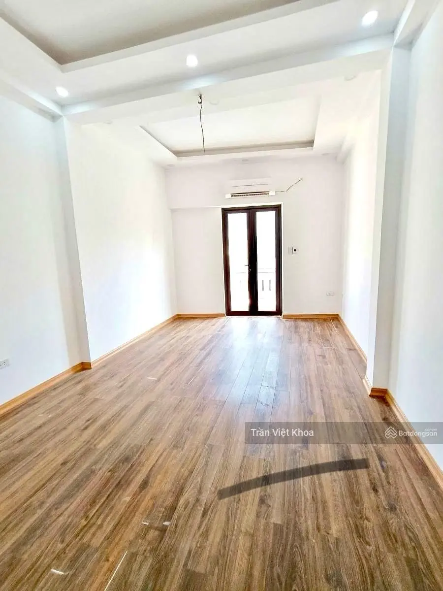 Bán nhà đẹp 4 tầng 48m2 - Phố Lụa, Vạn Phúc - Ô tô lùi cửa - 8.2 tỷ