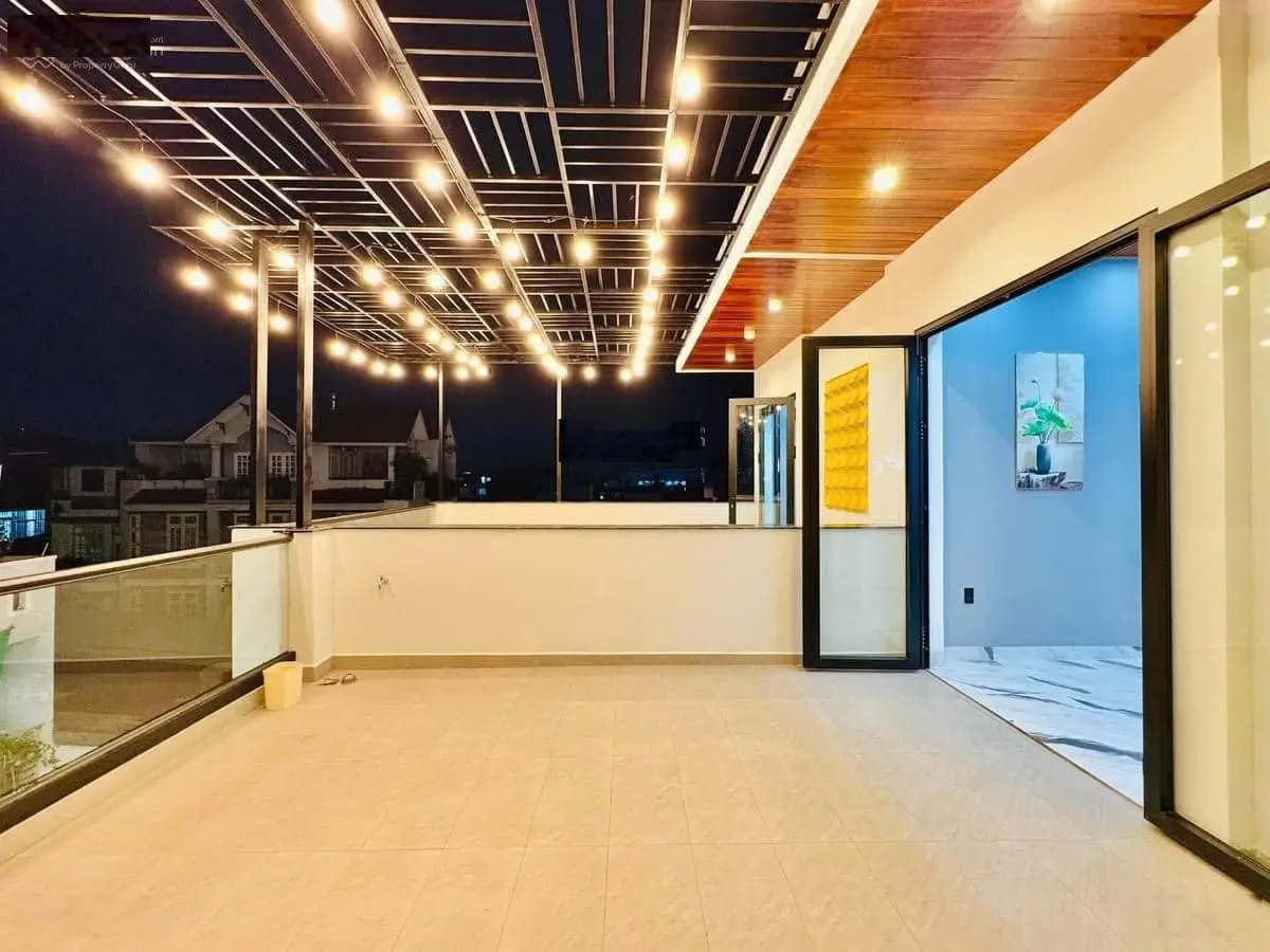 Nhà mặt tiền đường Phan Văn Trị, Phường 7, Quận 5. DT 60,2m2. Đang cho thuê 17tr/tháng