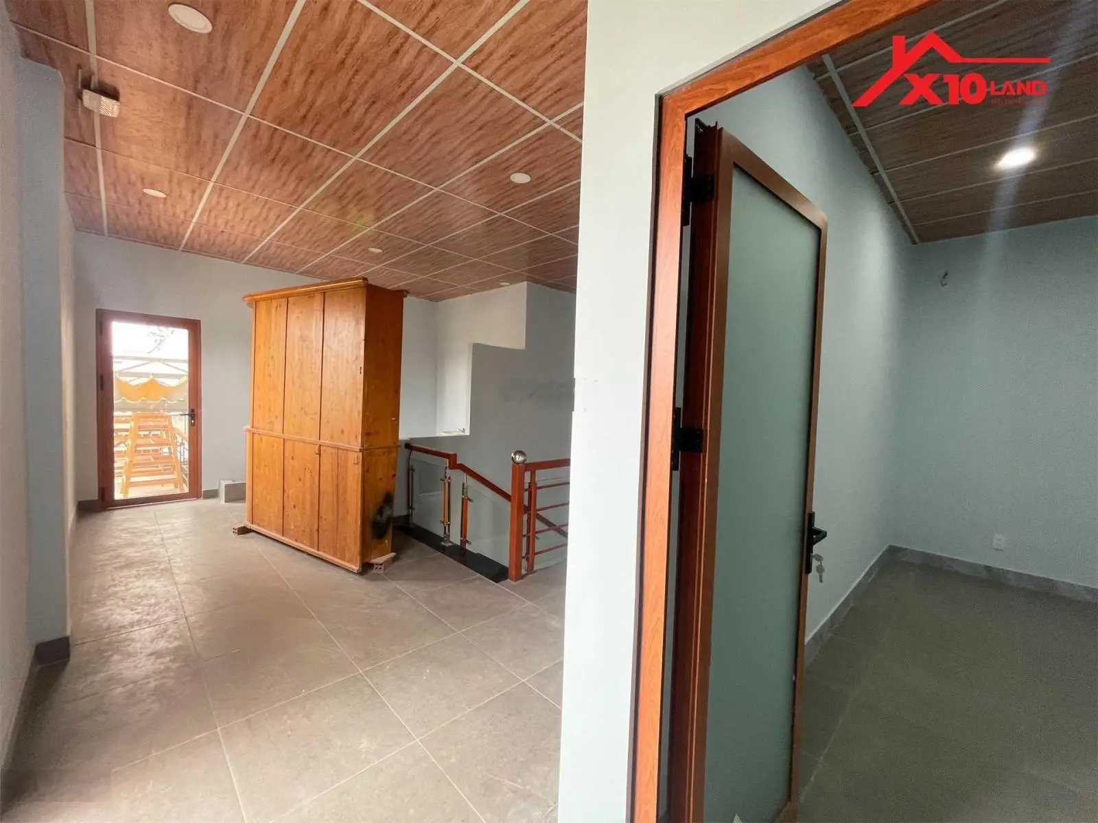 Bán nhà đang kinh doanh quán cà phê 1 trệt 1 lầu 1 sẹt Trần Quốc Toản 270m2 giá siêu rẻ chỉ 6,5 tỷ