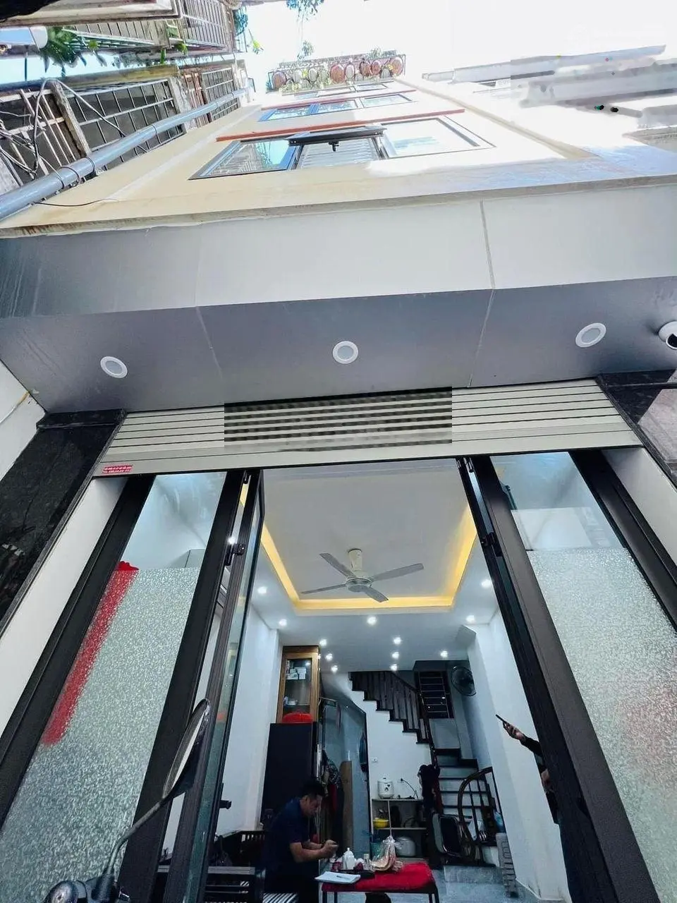 bán căn nhà NHÀ ĐẸP Ở LUÔN - 2 THOÁNG TRƯỚC SAU - CHỦ TỰ XÂY tại đường Láng 35m2 5 tầng giá 6.65 tỷ