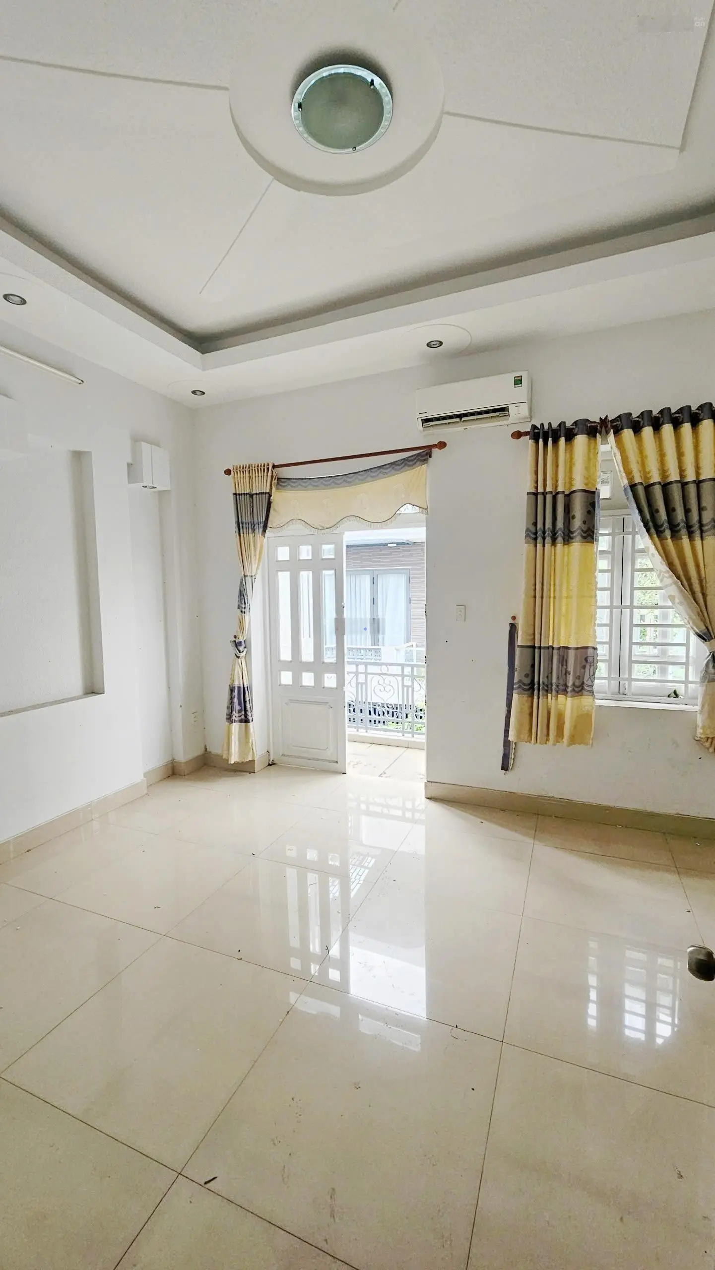 Bán nhà 4 tầng chợ Hiệp Bình gần Phạm Văn Đồng chỉ 6 tỷ(TL)