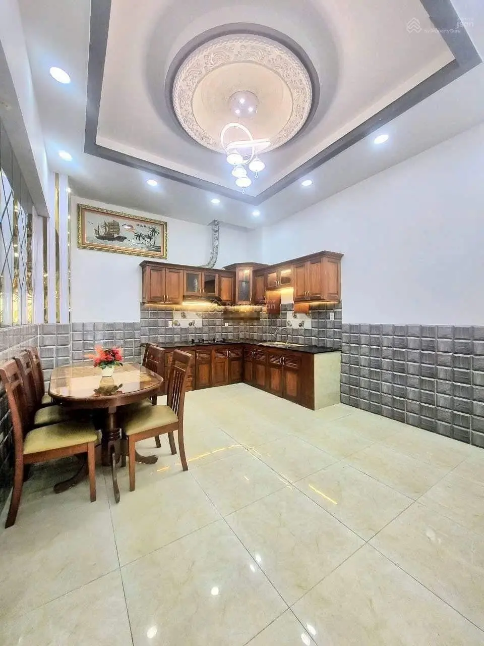 Nhà đẹp 3 lầu hẻm 1979 Huỳnh Tấn Phát (Huỳnh Thị Đồng) - thị trấn Nhà Bè