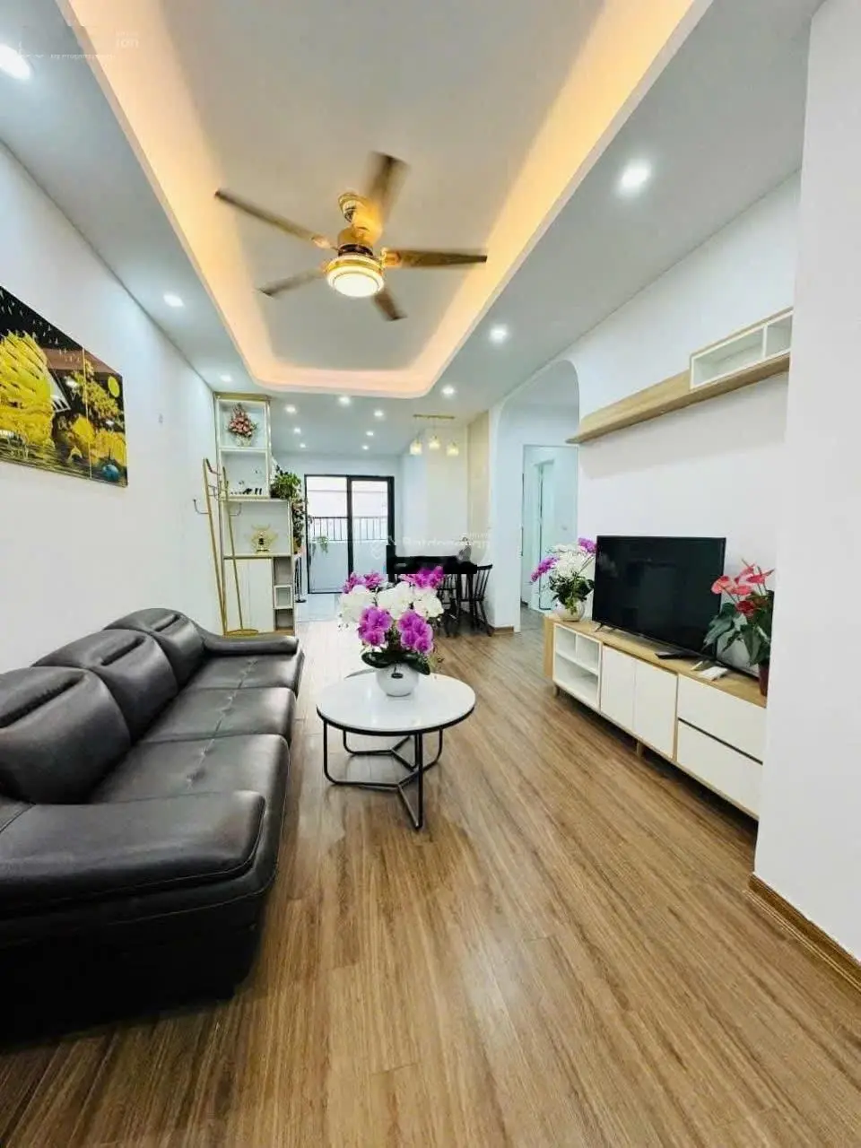Bán gấp căn 65.5m2 - 2 ngủ & 2 VS. HH1 Linh Đàm Hoàng Mai. LH: 0966 455 *** em Thuỷ
