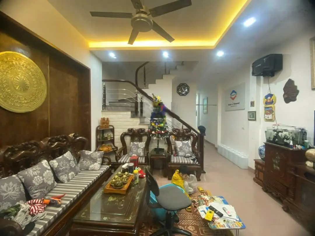 Bán căn nhà 92m2*3T, Kinh doanh bất chấp ,đường 12m tại Quang Trung, giá chỉ 15 tỷ