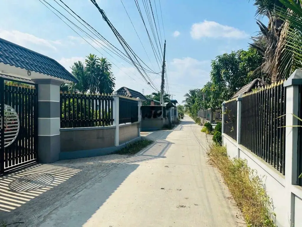 500 mv giá chỉ 850 tr Đất vườn gần khu du lịch happy land