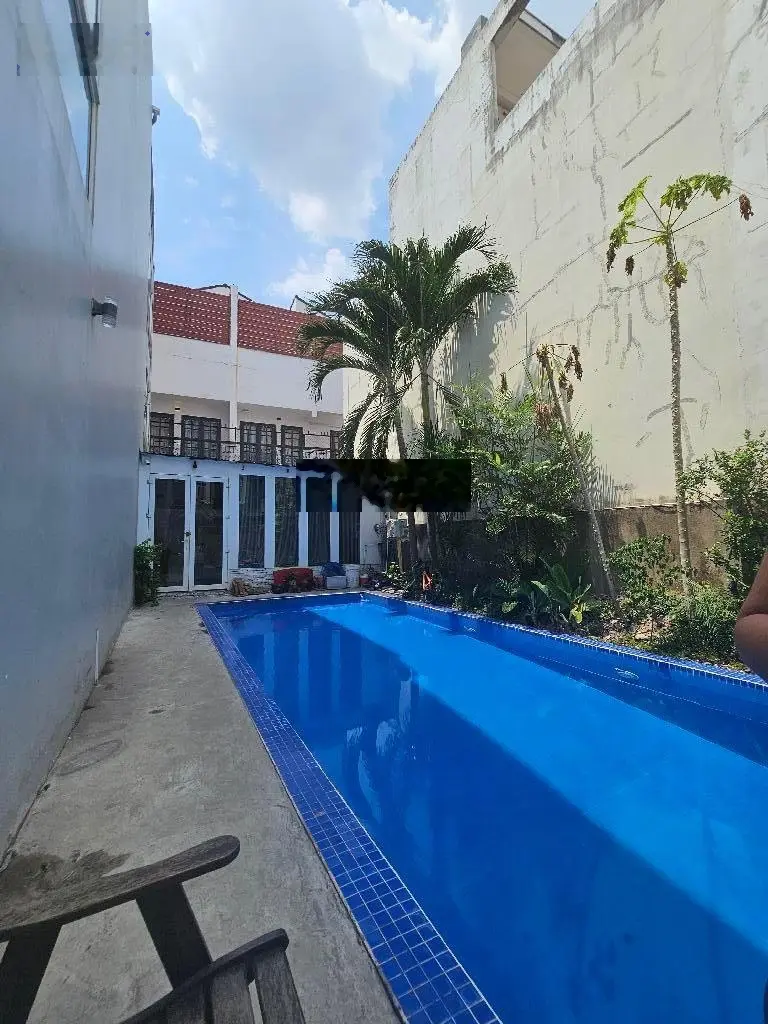 Bán đất tặng biệt thự sân vườn - chỉ 11 tỷ cách mặt tiền Nguyễn Thị Thập, P. Bình Thuận Quận 7 6m