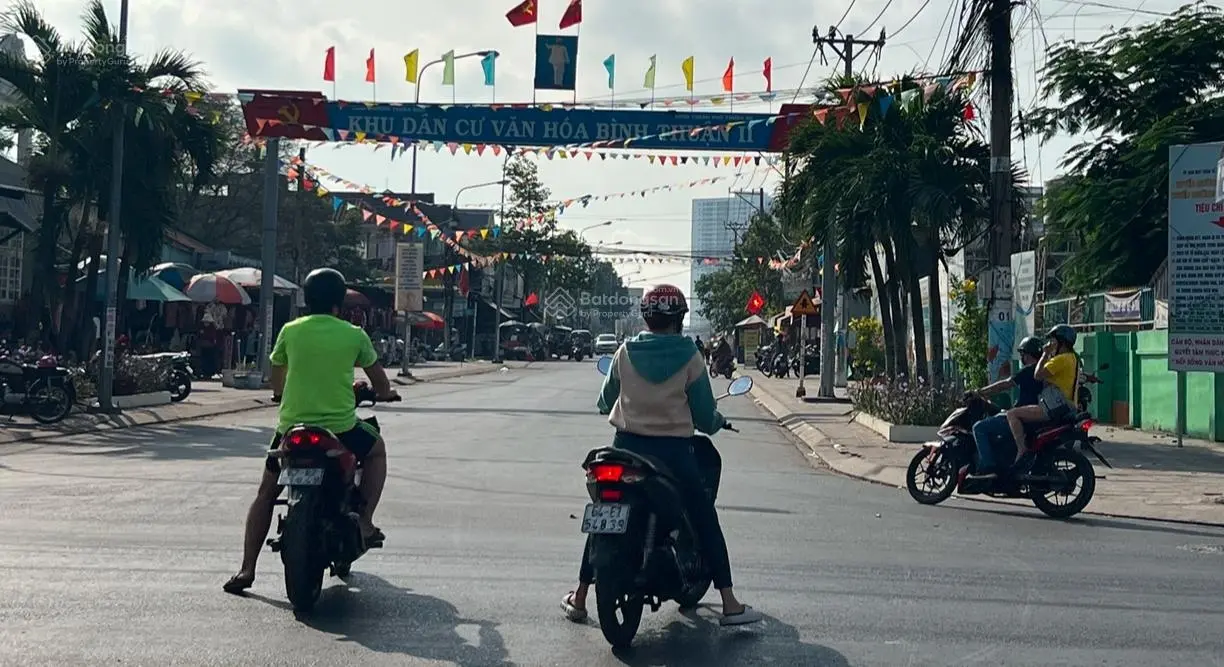 Bán gấp nhà mặt tiền đường D4 KDC Thuận Giao