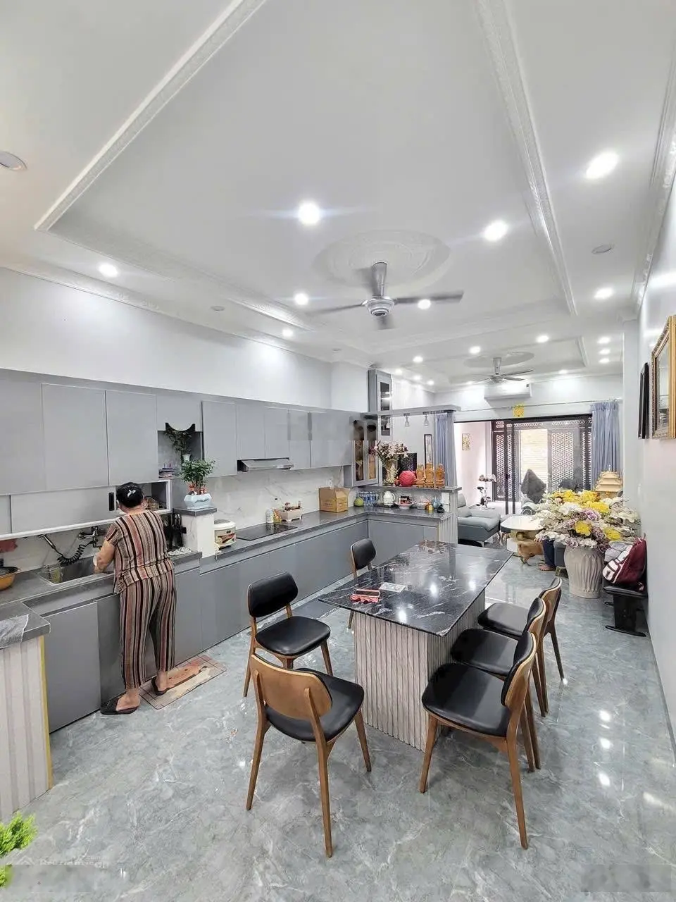 Bán NR tại Đông Tác, 3,95 tỷ, 93m2, 2 tầng, 3WC, hướng Đông, Bình Dương