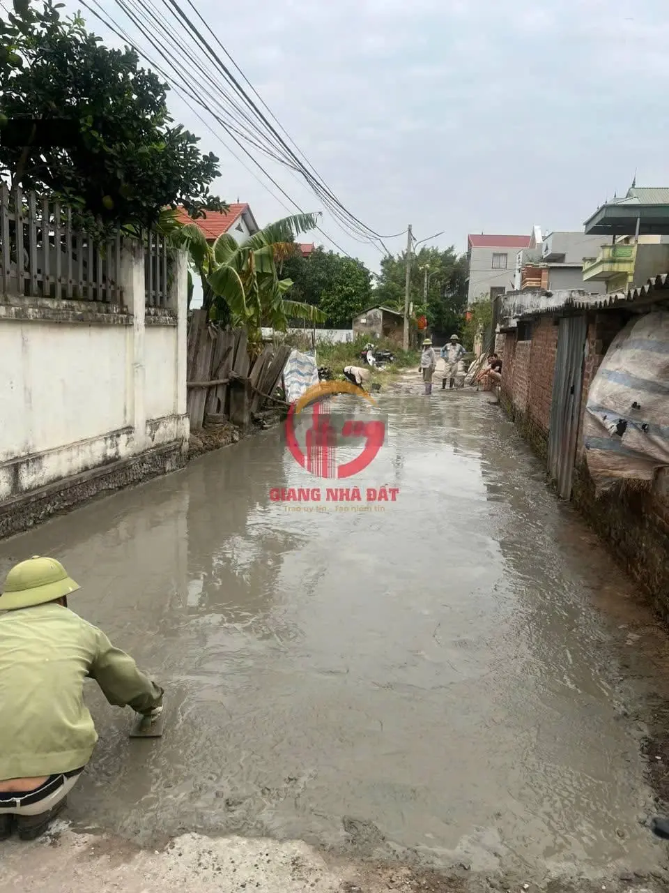 Chính chủ bán gấp, Đình Trung, Xuân Nộn, Đông Anh, đường trục chính, 51m2, chỉ 2.5 tỷ, 0899 960 ***