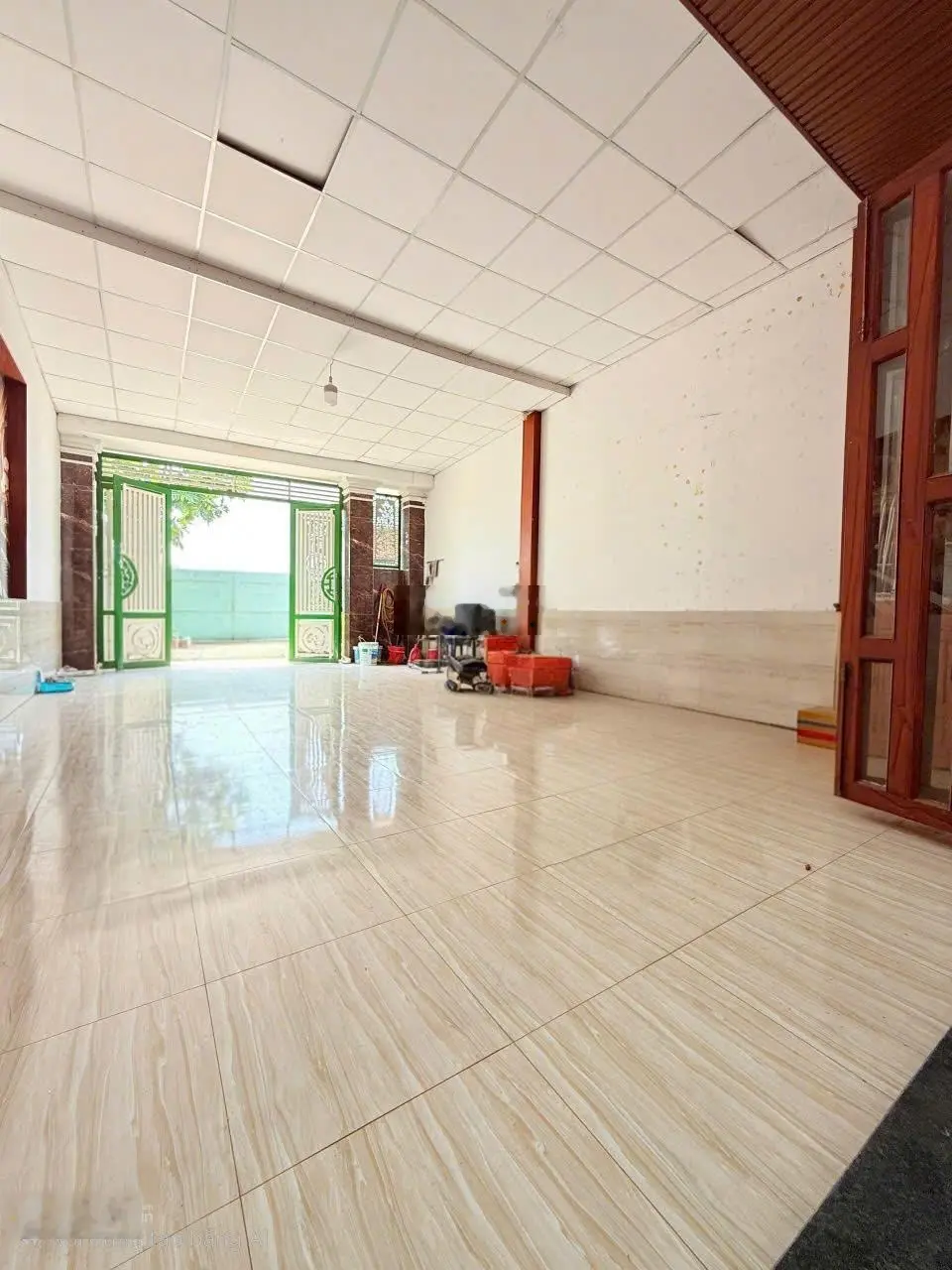 Chính chủ gửi bán gấp căn nhà 1 lầu trệt, Ngay ủy Ban P. Tân Bình, Đẹp, 116m2, giá chỉ 3ty750.
