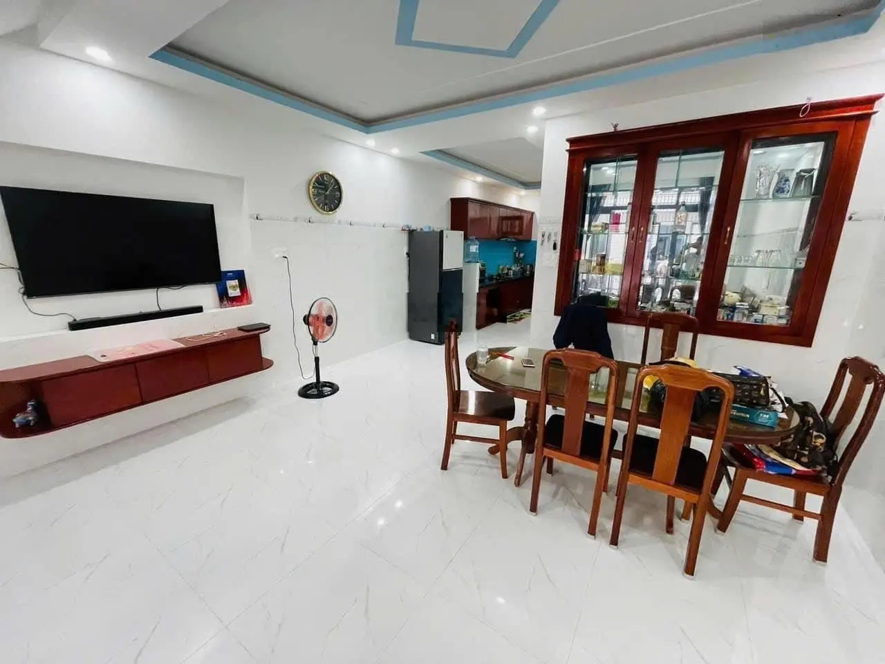 Bán nhanh nhà đẹp Phạm Ngọc Thạch, thị trấn Đạ tẻh.