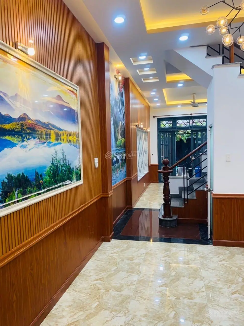 Chính chủ cần bán gấp căn nhà 1 trệt 2 lầu, 4x15m, giá 6.2 tỷ