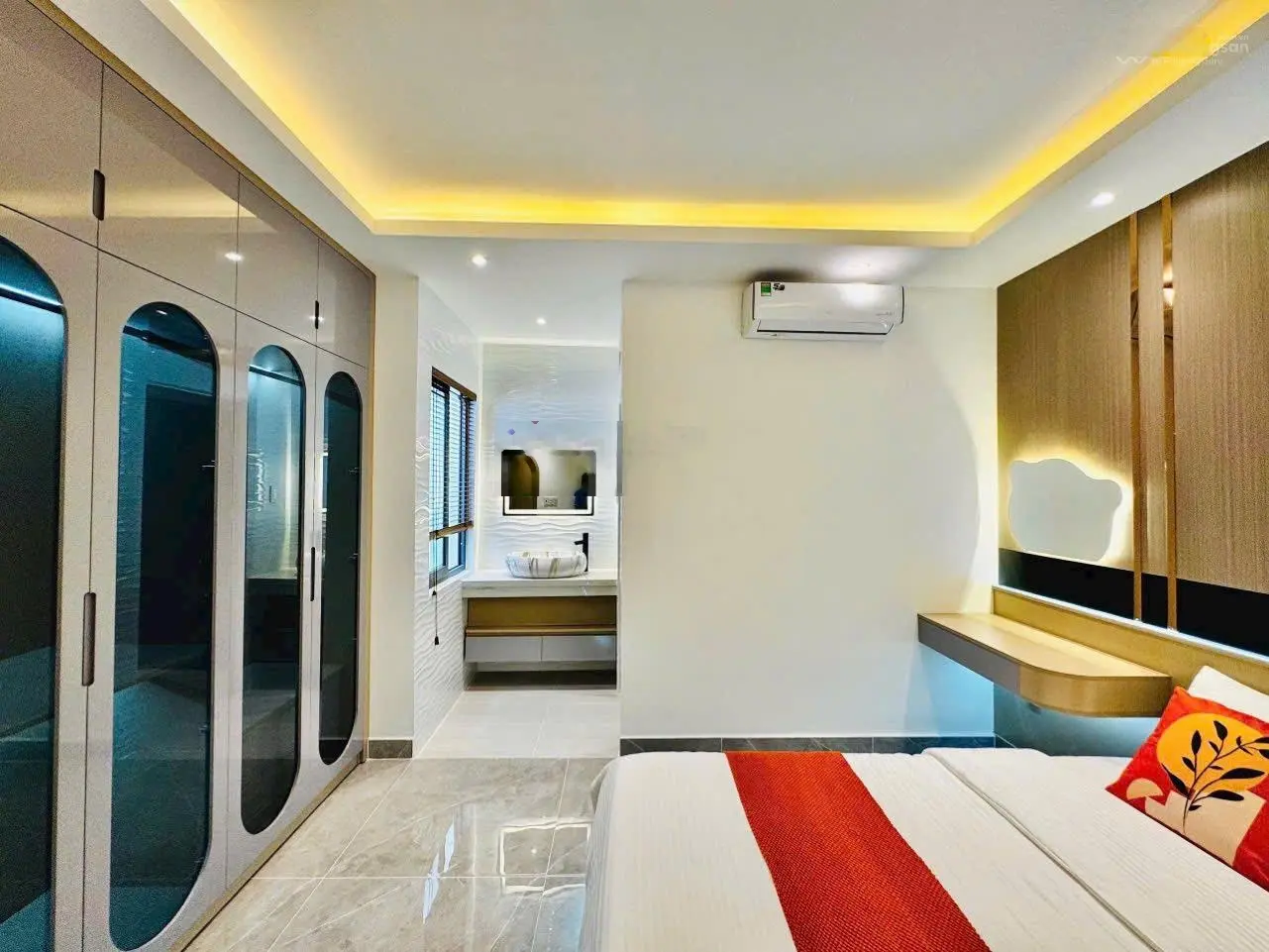 Nhà đang cho thuê 25tr/tháng tại Huỳnh Văn Bánh, Phường 11, Phú Nhuận cần sang nhượng lại chỉ 3tỷ85