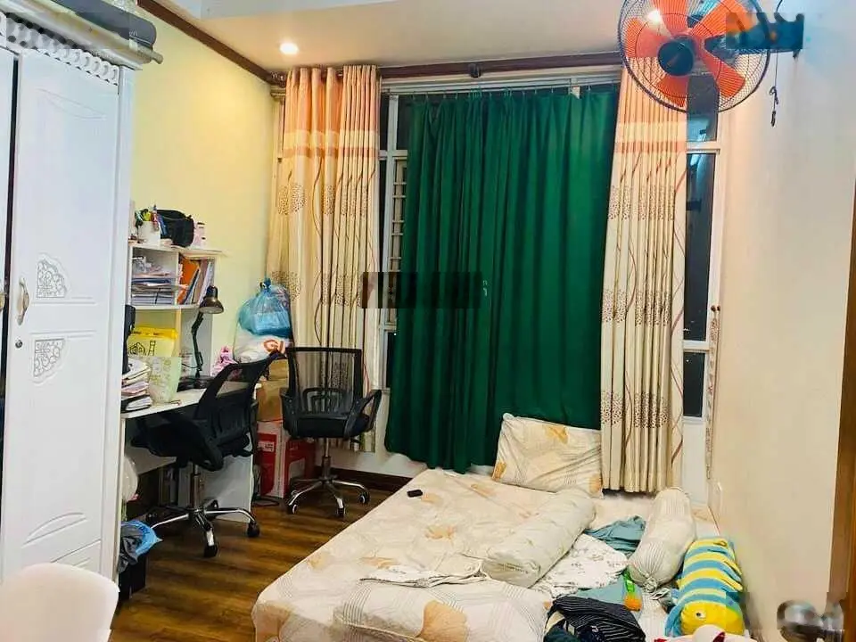 Chuyển nhượng căn hộ Phú Hoàng Anh, 88m2, 2PN, 2WC, nhà mới giá 2.65 tỷ, sổ hồng