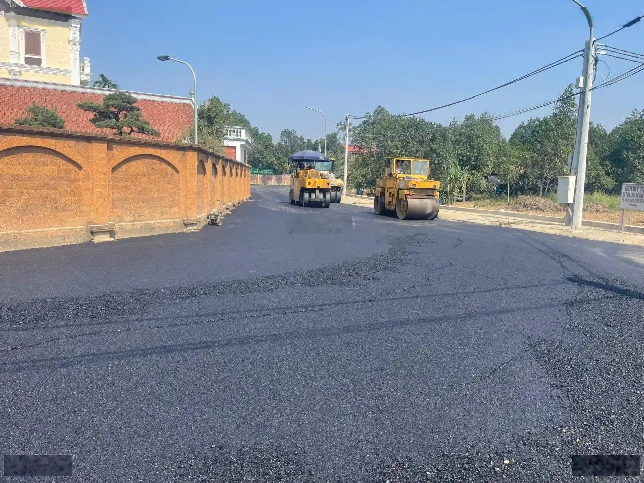 Em cần bán lô góc 2 mặt thoáng, đất vuông ở Tân Xã, Hoà Lạc