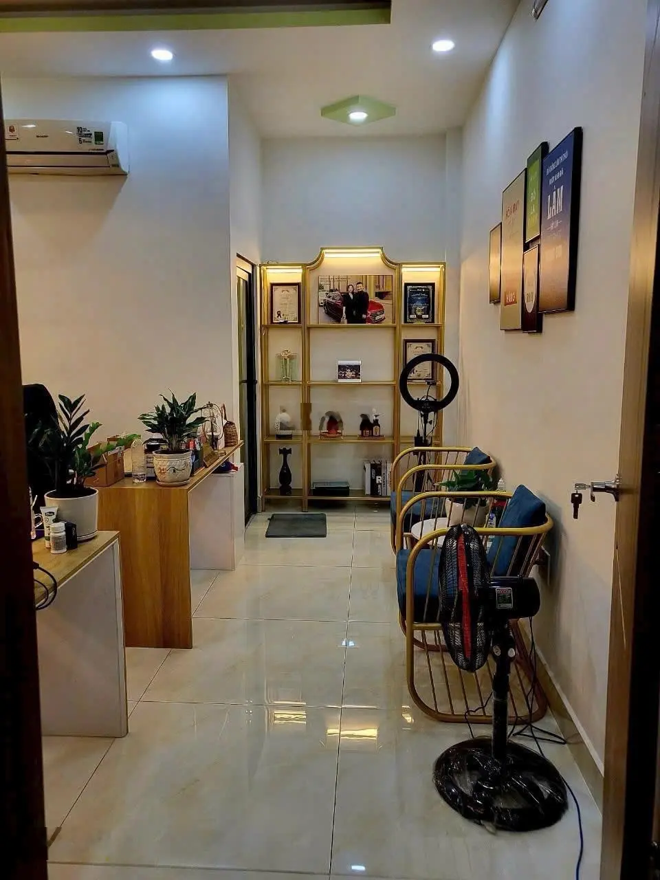 Bán nhà Thủ Đức, full nội thất, 3 lầu, đường ô tô 7m, gần trường học, cầu vượt Gò Dưa