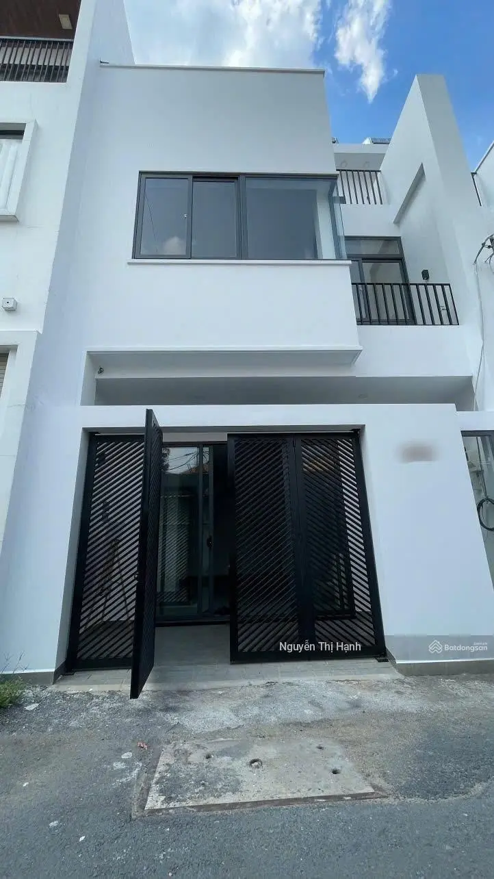 Bán nhà hẻm ô tô thông, khu 301 Tô Ngọc Vân, phường Linh Tây, Thủ Đức - Cách chợ Thủ Đức chỉ 200m