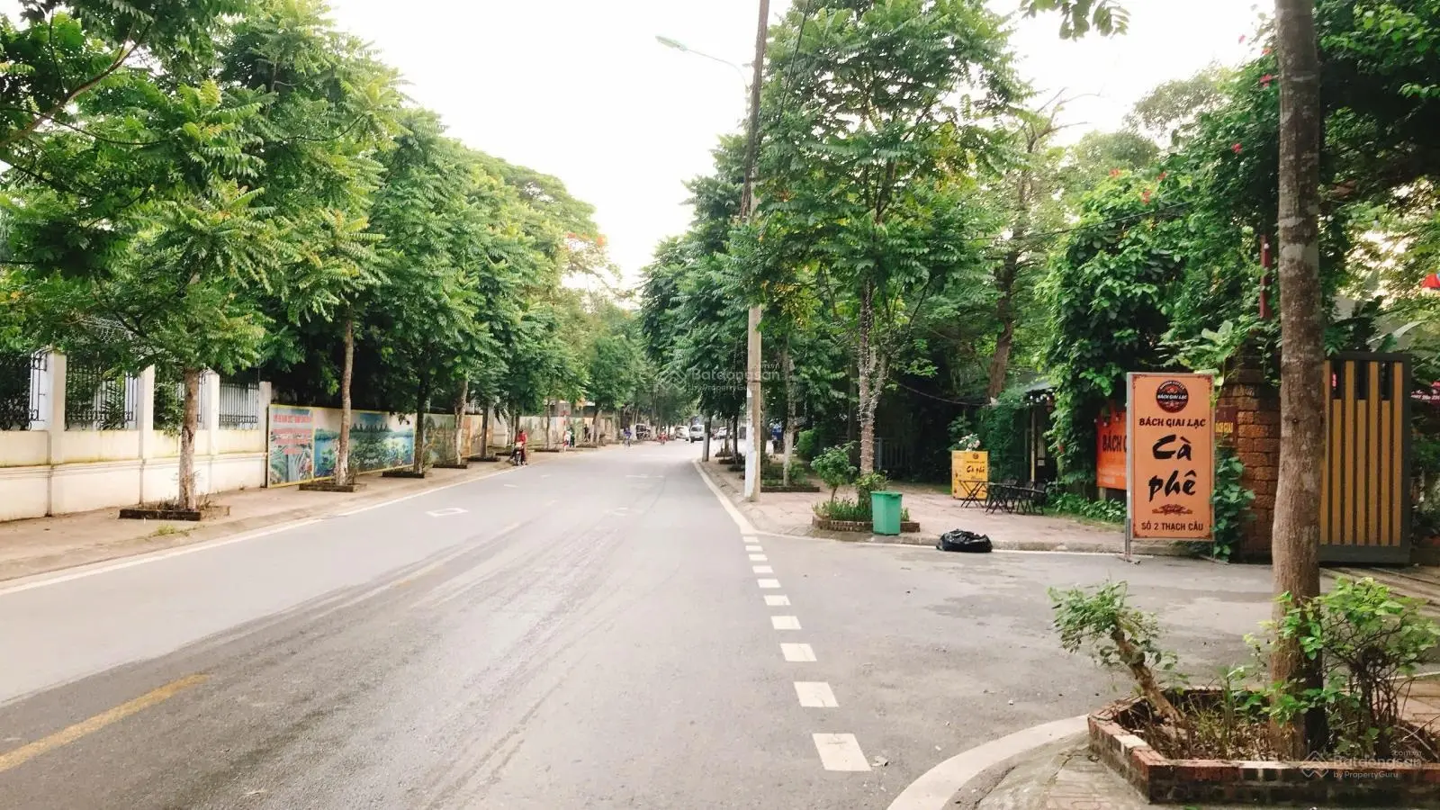 Vị trí cực đẹp, mặt đường oto tránh đỗ ngày đêm. Thông lên Nắng Sông Hồng. Di chuyển 2 phút đến chợ