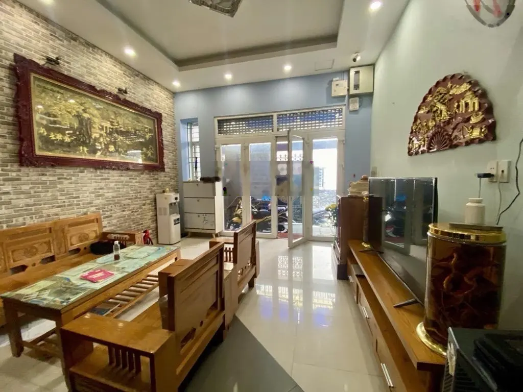 Chỉ Với 6 Tỷ 5 Có Nhà 70m2 Ngay Tân Sơn Nhì - Hẻm Xe Hơi 4 Chỗ - Nhà 4 Tầng Nở Hậu - 6 Phòng Ngủ