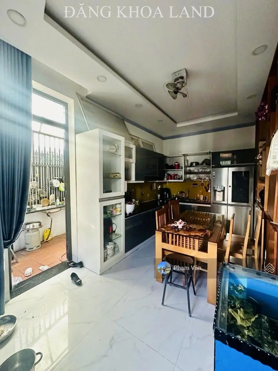 Nhà đẹp 3 Tầng kiên cố- TK hiện đại-gần Trường Đào Sơn Tây - đường ô tô quay đầu - DTs 150m2