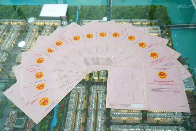 Bán nền 112m2 thổ cư Thị trấn Thủ Thừa - Ngay trung tâm hành chính mới 127ha