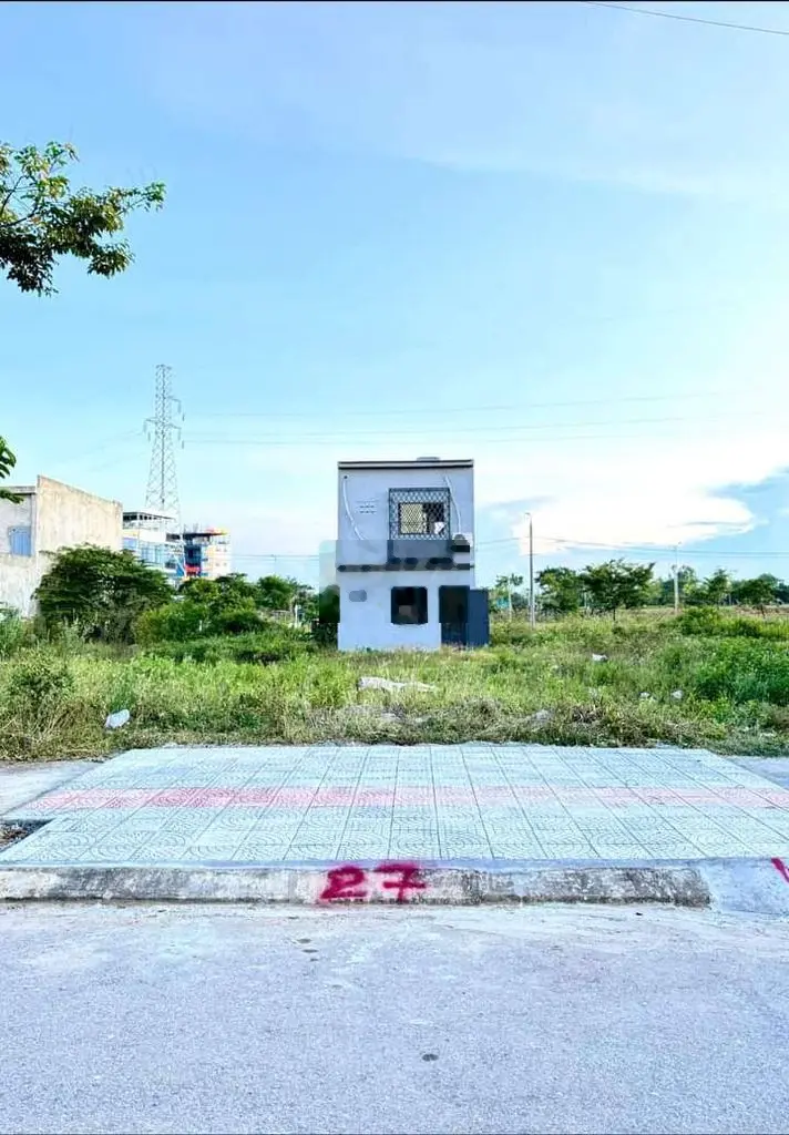 Bán lô đất đẹp đg 7m5 sát cầu Khuê Đông, gần công viên thoáng mát
