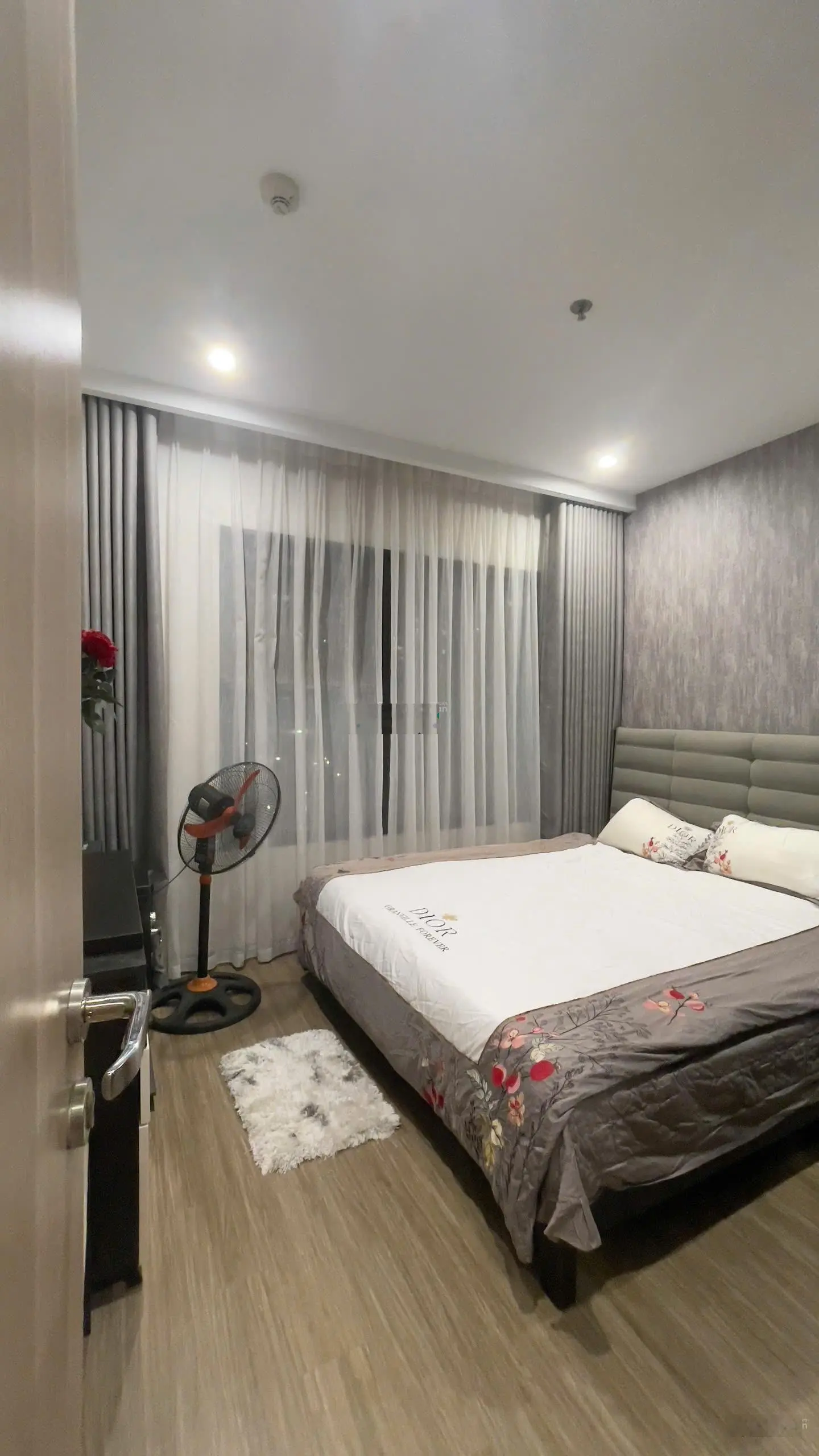 BÁN NHANH CĂN GÓC VINHOME SMART CITY , NAM TỪ LIÊM 75M2 3 NGỦ 2 VSINH 4TYXX LHE 0835 910 ***