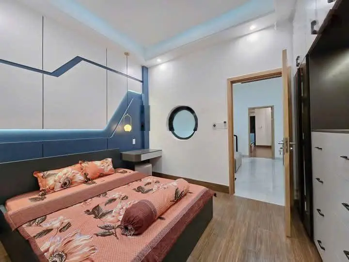 Định cư úc cần bán nhà bà hạt, quận 10-giá:3.2tỷ/76.8m2(4.8x16m). sổ sẵn. đang cho thuê 24 triệu