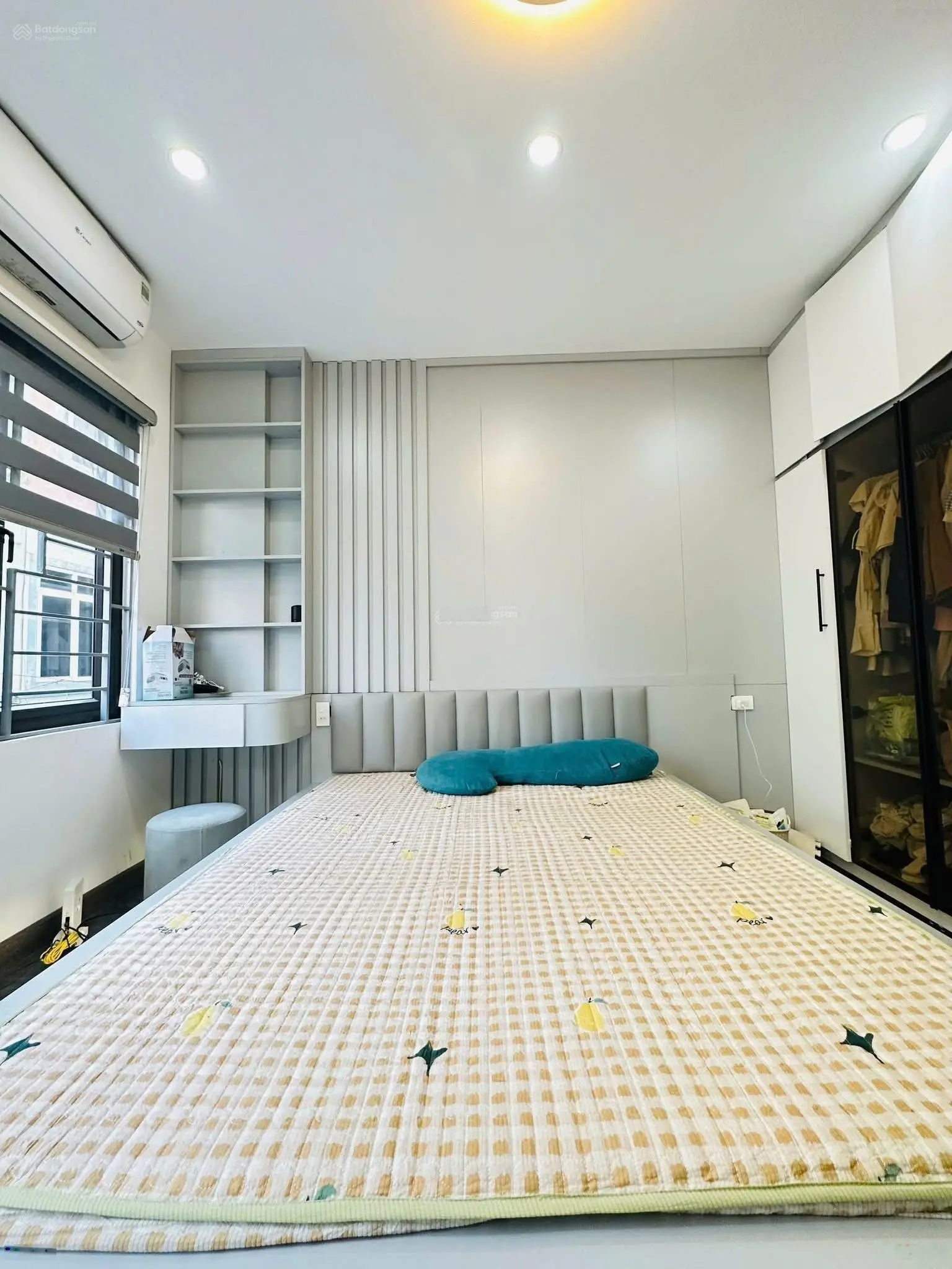 Nhà đẹp 5 ngủ - gần phố cách ô tô 20m DT 38m2 - 5 tầng chỉ 7.2 tỷ