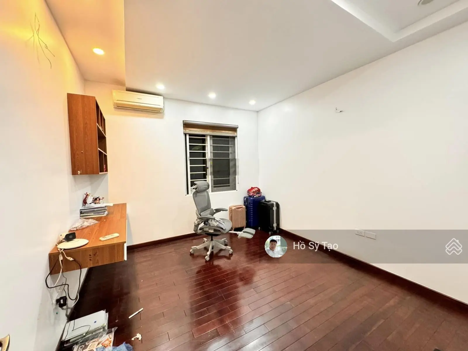 Bán nhà đẹp phân lô đường Trần Quốc Hoàn - Cầu Giấy. Diện tích 82,8m2xMT5,41mx4T. Giá chào 21,46 tỷ