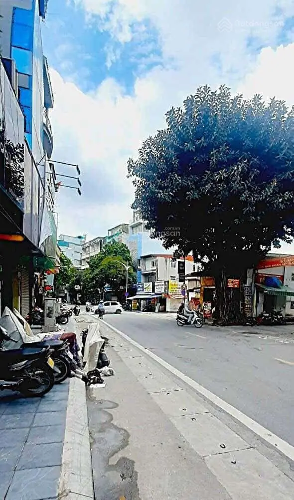250tr/m2! Mặt phố Vọng kinh doanh sầm uất - vỉa hè - quy hoạch ổn định