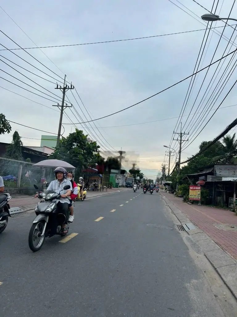 Tôi cần bán miếng đất thổ ngay thị trấn Trảng Bàng giá 500tr sổ sẵn