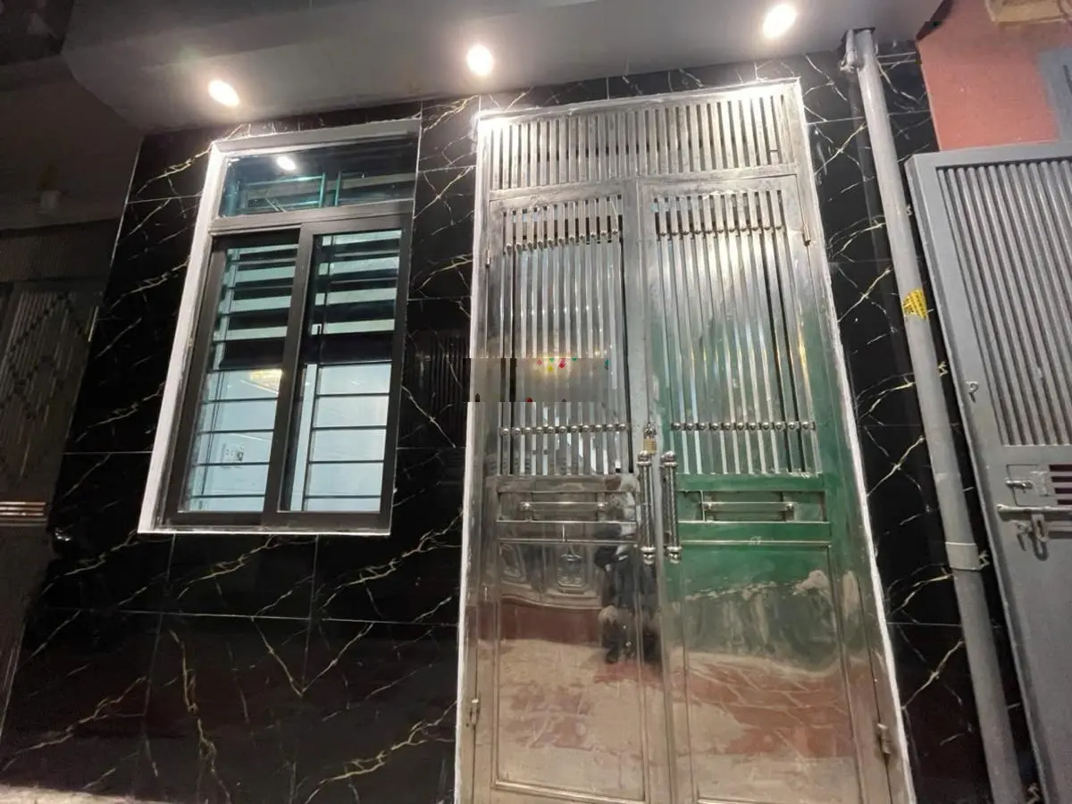 Bán Nhà Mặt Ngõ Kim Giang 30m2 giá chỉ 4,55 tỷ