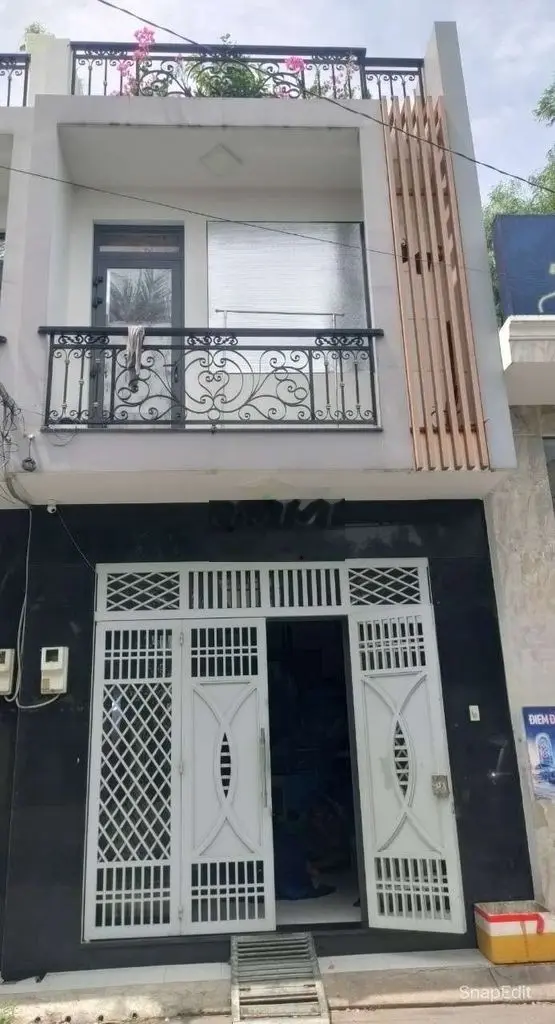 MÌNH BÁN NHÀ ĐẸP, GIÁ RẺ, SÁT GÒ DẦU , Q TÂN PHÚ. CHỈ 4.7 TỶ