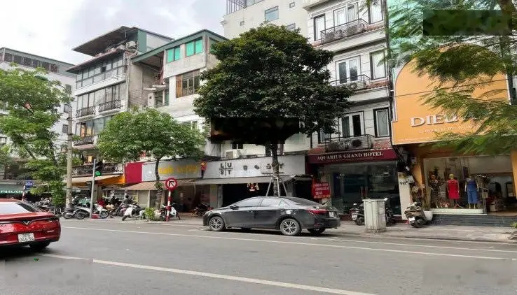 Mặt phố Cầu Giấy! Lô góc, kinh doanh siêu đỉnh, vỉa hè miên man, mặt tiền 6m, 55m2*5T, chỉ 20 tỷ