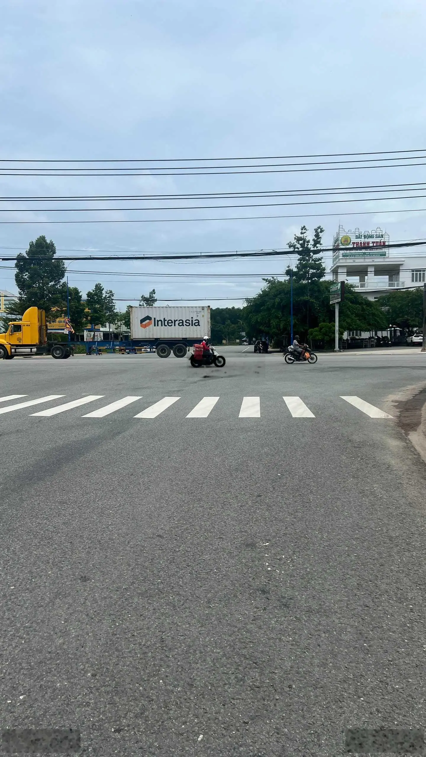 Tôi chính chủ cần bán lô đất đường nhựa 16m, ngay trung tâm thành phố Bến Cát