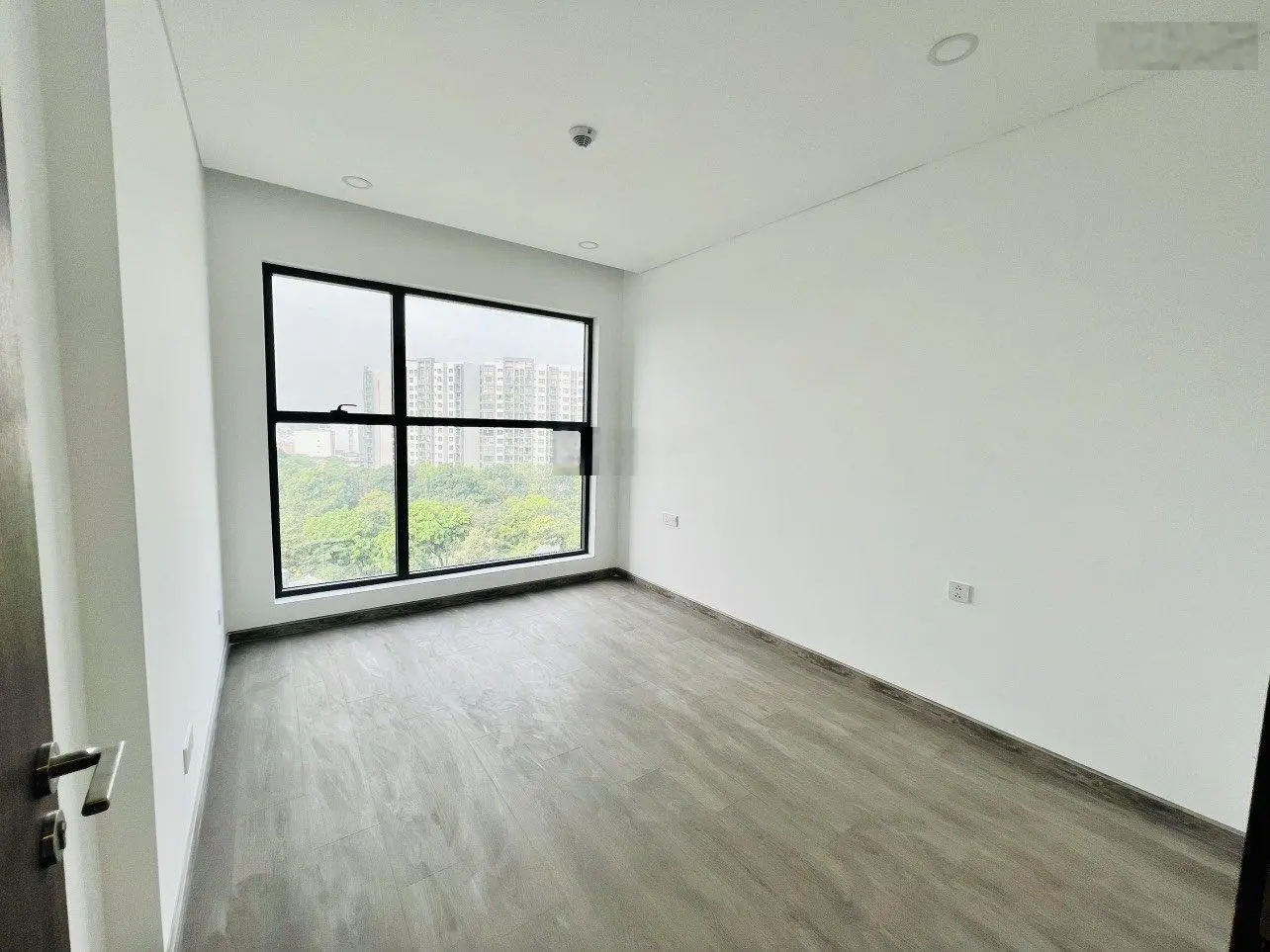 Giá cực hiếm tại Diamond Brilliant 2PN - 2WC (96m2) view nội khu mát mắt chỉ 5,050 tỷ