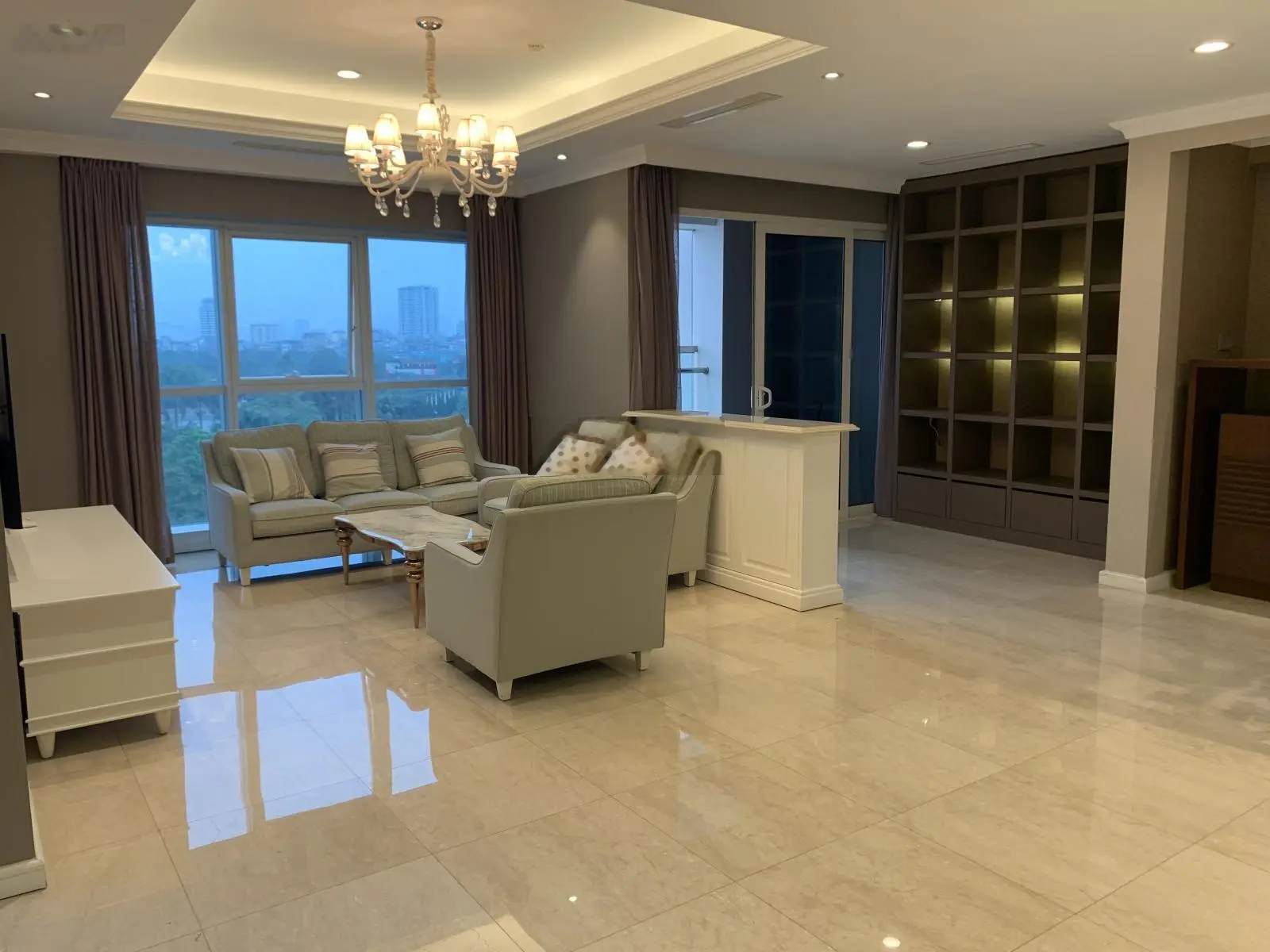 Bán căn hộ tòa L2 Ciputra, 267m2, 4 phòng ngủ
