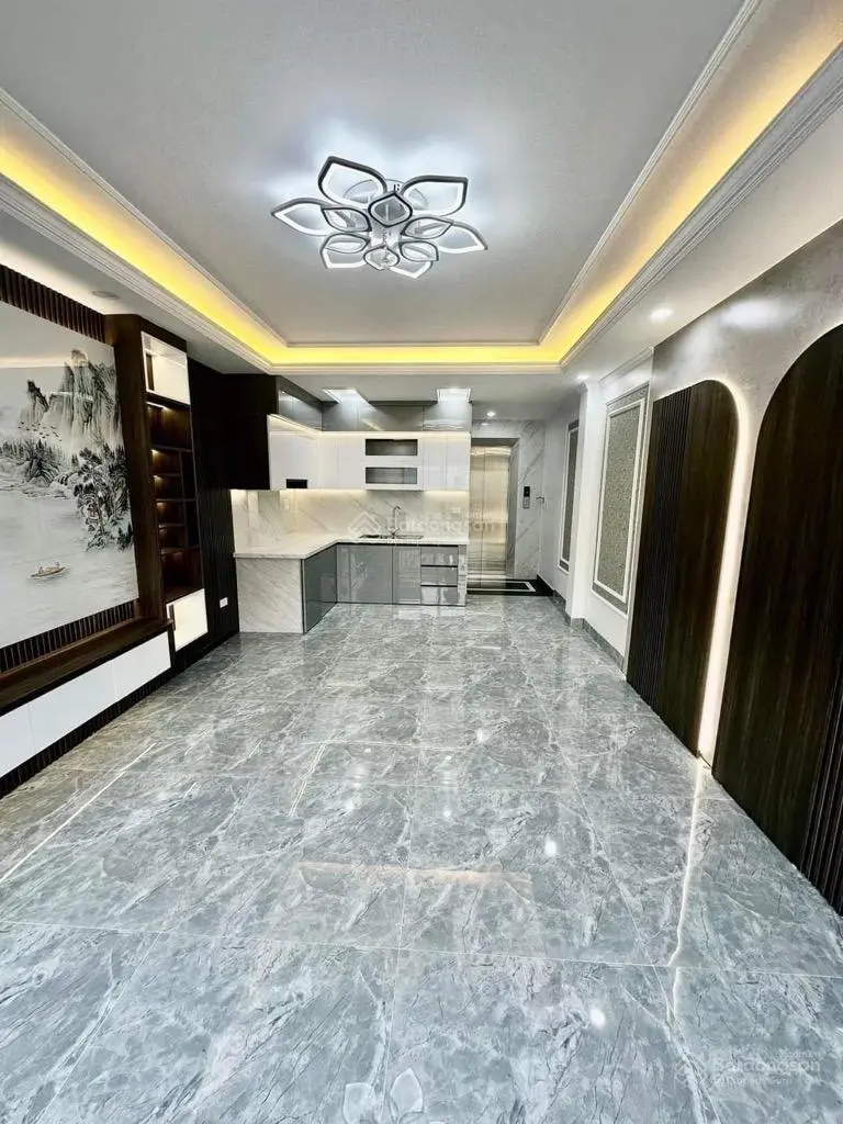 Hơn 7 tỷ có nhà 6 tầng thang máy tại trần cung từ liêm - nhà đẹp mới xây - gần phố - 34m2